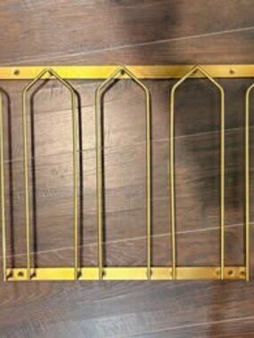 NWOT Anthropologie Gold Undershelf Stemware Holder